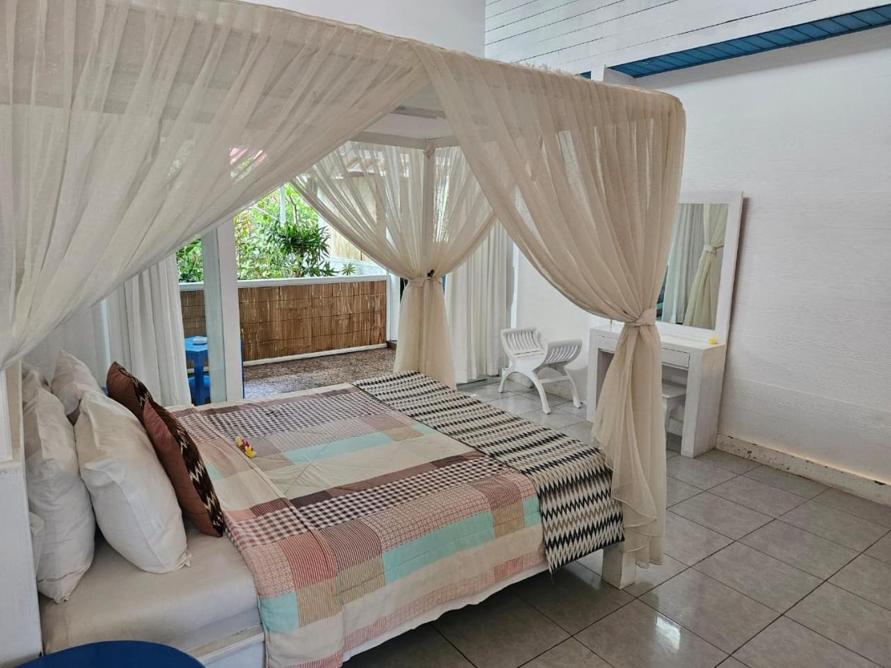Villa Waru Lembongan Esterno foto